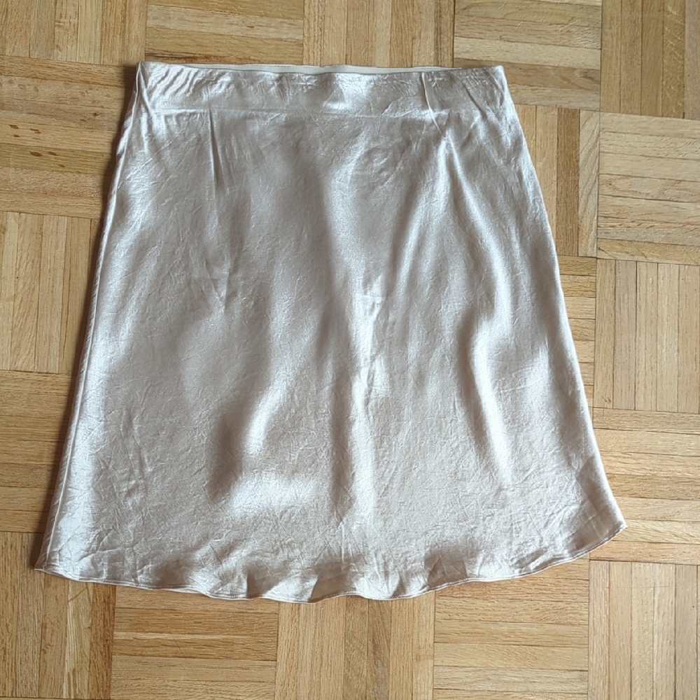 Babaton Cream Satin A-Line Skirt Aritzia 10